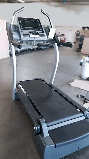 Freemotion Fitness i11.9 Incline Trainer Treadmill