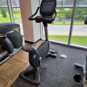 Life Fitness 95C Engage Upright Bike scaled