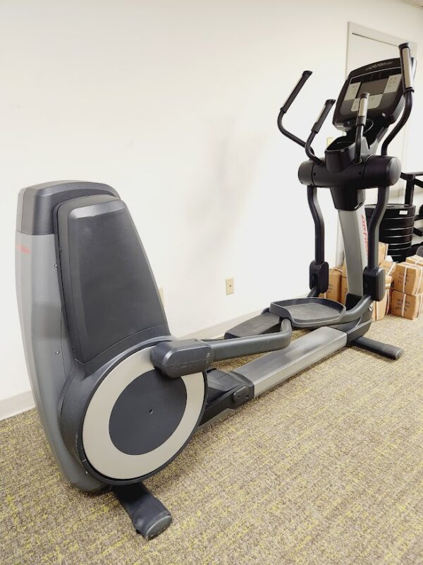Life Fitness 95X Inspire Elliptical