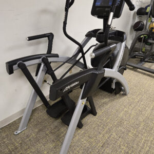 Life Fitness Arc Trainer Discover SE3 Total Body Elliptical