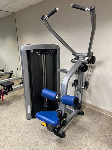 Life Fitness Insignia Pulldown