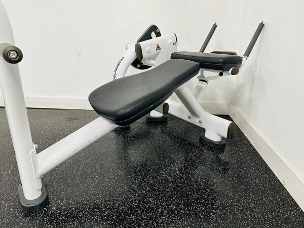 Life Fitness Signature Plate Loaded Abdominal Crunch