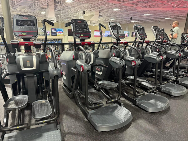 Star Trac 8 Series Versastrider